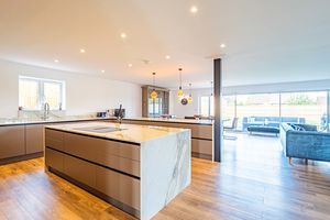 Kitchen- click for photo gallery